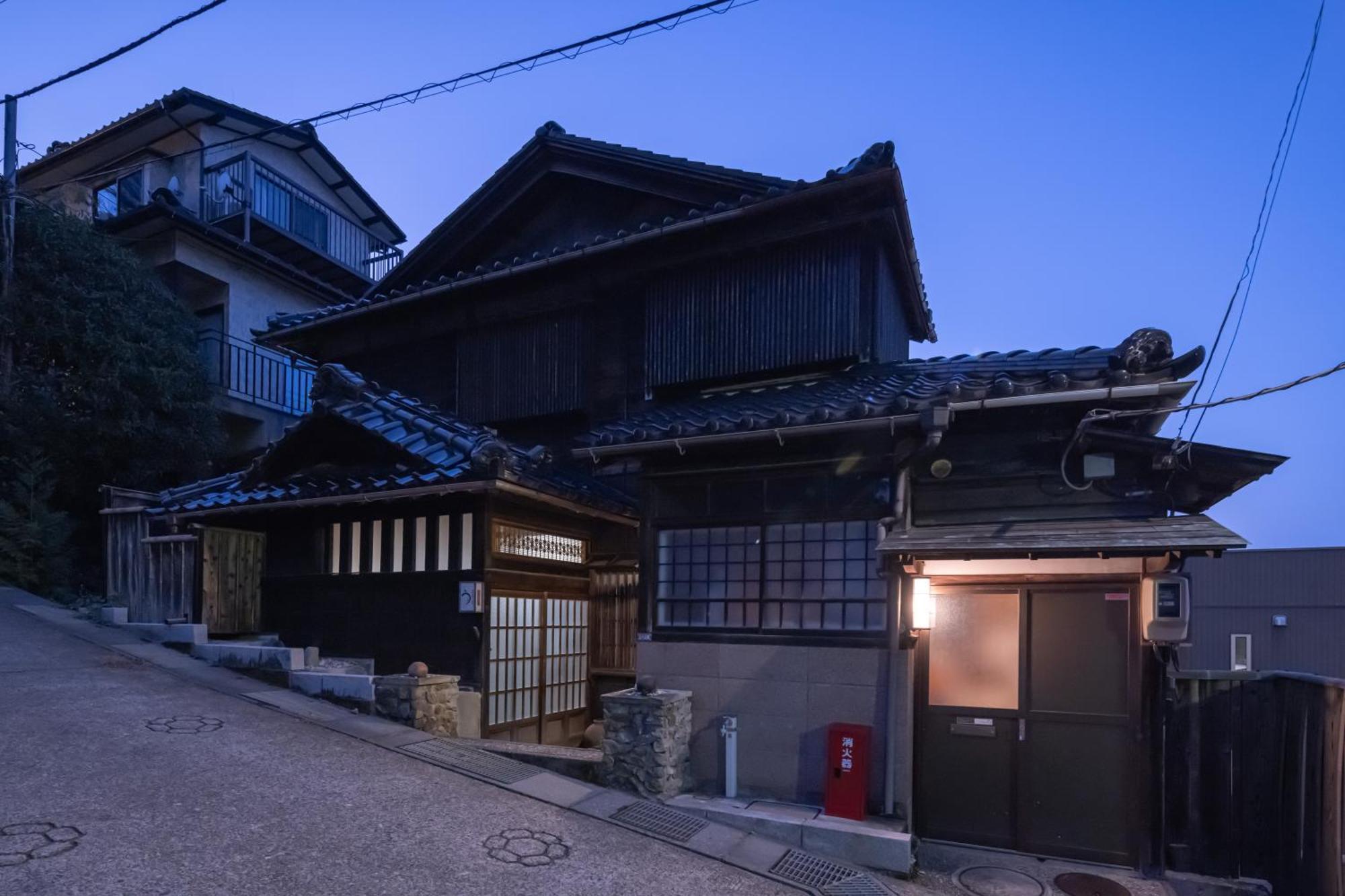 Ufu Kanazawa Luaran gambar